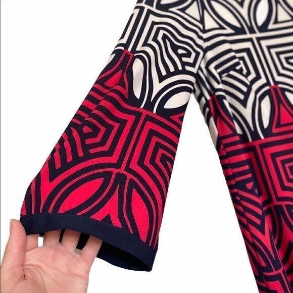 Eliza J Abstract Print Mini Bell Sleeve Dress 4 - Picture 6 of 8